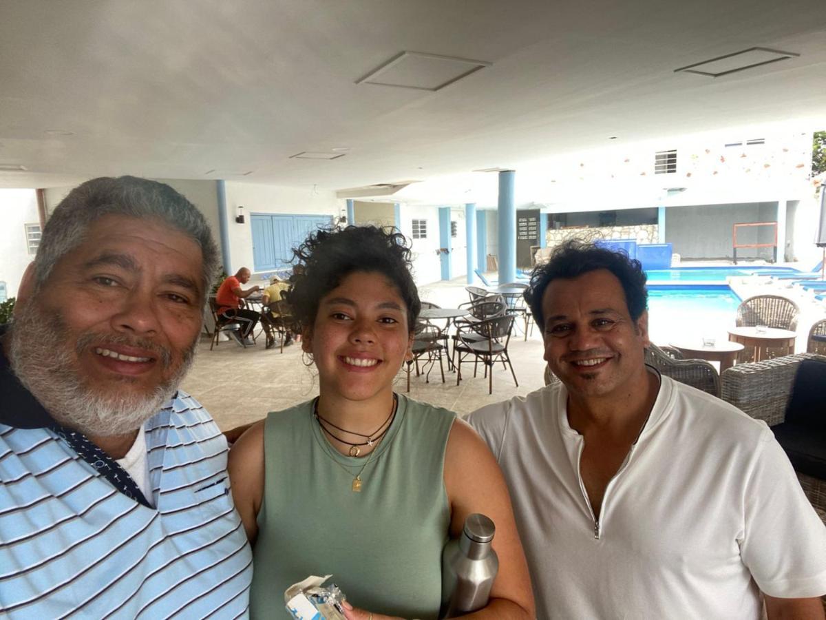 ホテル Boca Simon Vacation Curacao ウィレムスタッド エクステリア 写真