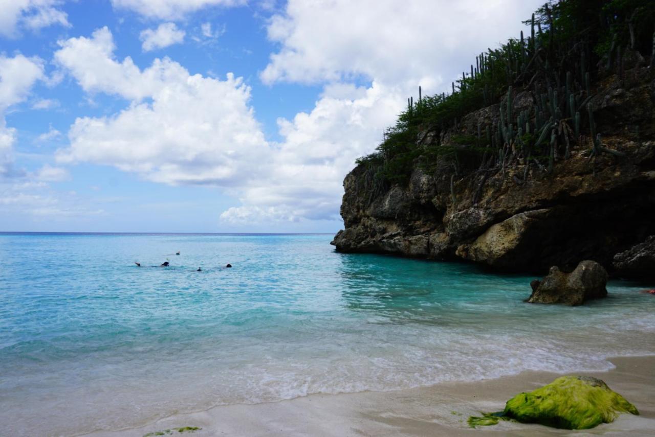 ホテル Boca Simon Vacation Curacao ウィレムスタッド エクステリア 写真