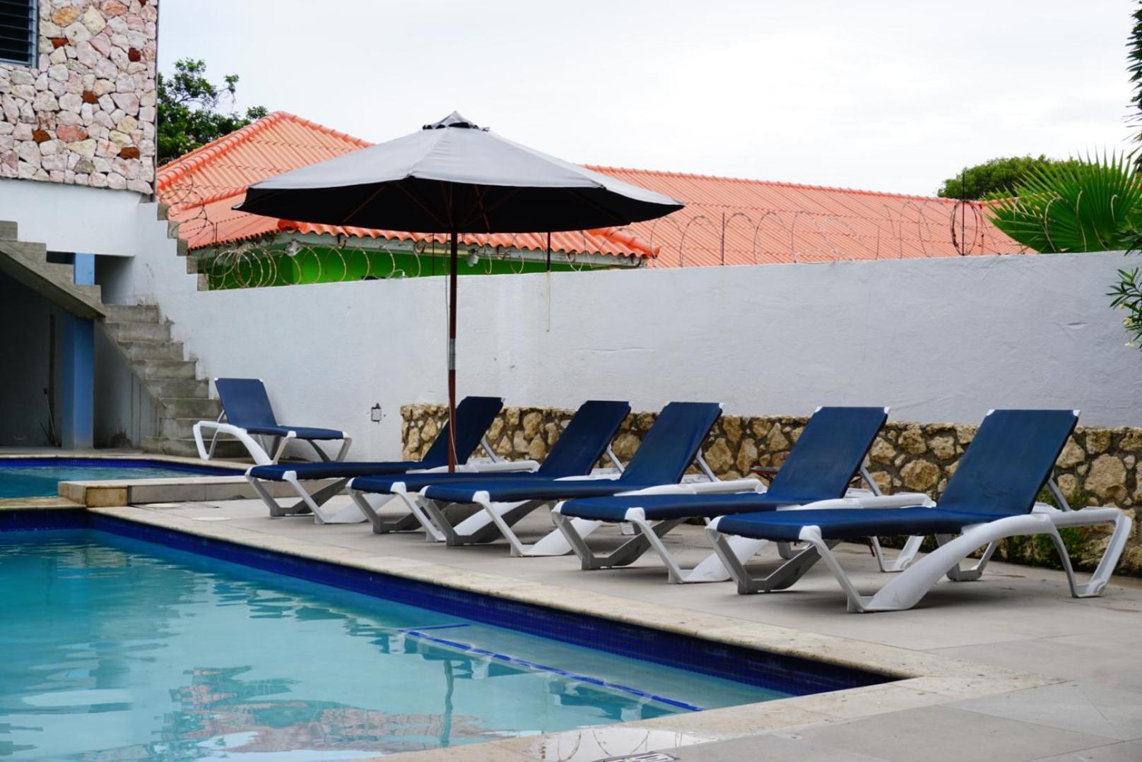 ホテル Boca Simon Vacation Curacao ウィレムスタッド エクステリア 写真